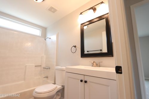 9141 Claude St, Tucson AZ 85735-1735 exterior