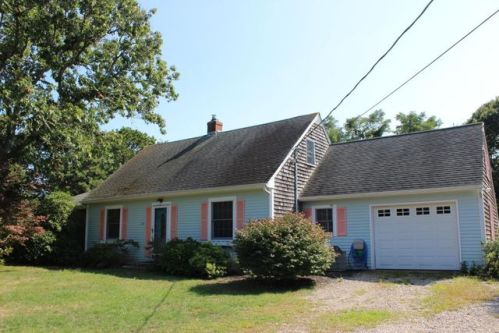 145 Meadow Dr, Eastham, MA 02642-1695