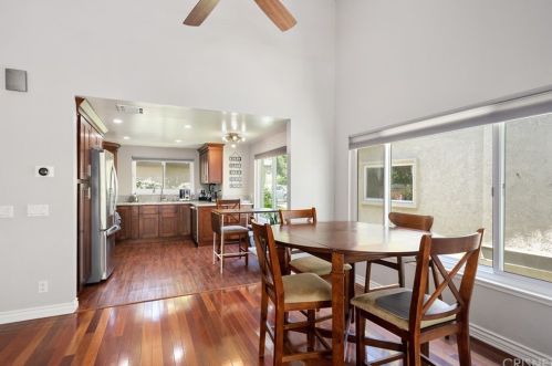 38 Meadowlark Ln, Calabasas CA  91377-1017 exterior