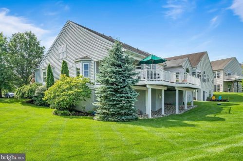 2255 Wentz Ln, Collegeville, PA 19473-2415