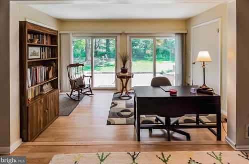 12 Pagoda Ct, Lawrence Township NJ  08648-4829 exterior