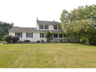 48 Lake Station Rd, Warwick, NY 10990-3448