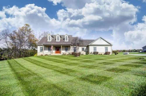 6828 Basil Western Rd, Carroll, OH 43112-9628
