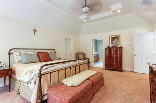 63 Bender Rd, Westtown NY  10998-3505 exterior