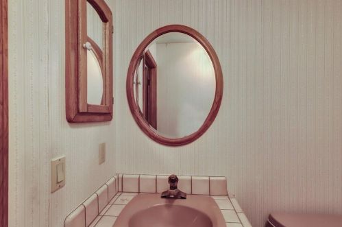 18114 Lake Forest Dr, Lake Wildwood CA  95946-9456 exterior