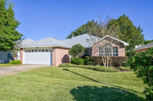 107 Bay Tree Dr, Destin FL  32550-7843 exterior