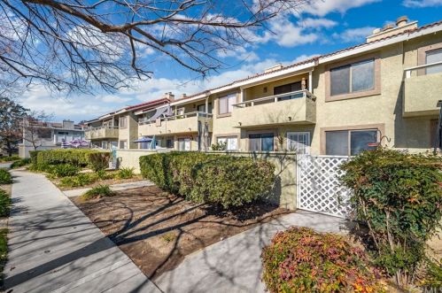 5455 Huron Ct, Chino, CA 91710-6424