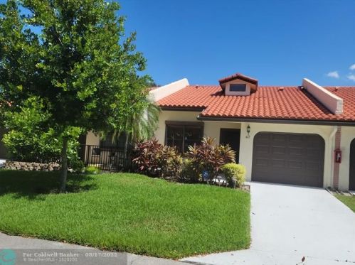 47 Bethesda Park Cir, Boynton Beach, FL 33435-6613