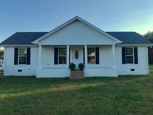 255 Green Meadow Dr, Smithville, TN 37166