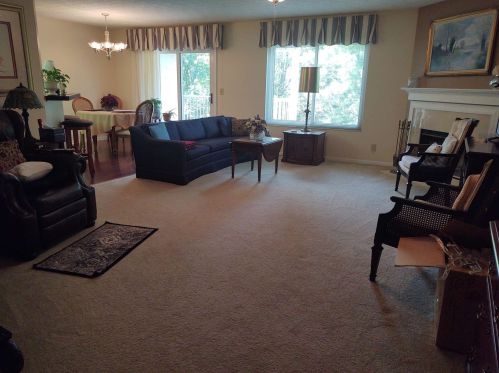 207 Watchtower Dr, Newport, KY 41076-1482