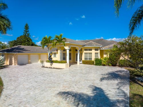 8666 Marlamoor Ln, West Palm Beach, FL 33412-1603