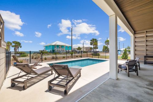 765 Gorrie Dr, Saint George Island FL  32328-2912 exterior