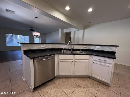 9912 Marguerite Ave, Tolleson AZ  85353-4412 exterior