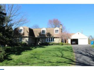 1074 Sorrel Rd, Huntingdon Valley PA  19006-3816 exterior