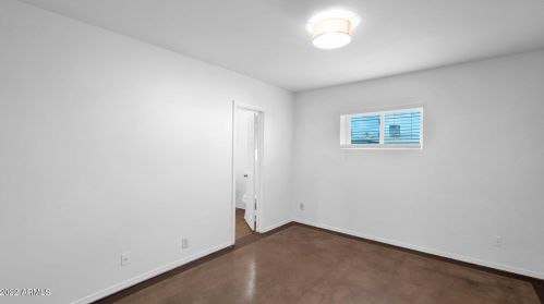 4522 11 Ave, Phoenix AZ 85013-1017 exterior