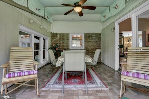 418 Blacklatch Ln, Camp Hill PA  17011-8414 exterior