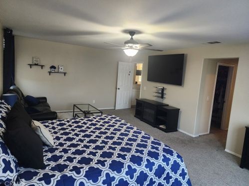12548 Mesa St, Victorville CA  92392-4808 exterior