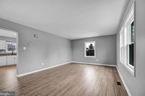 275 Georgetown Rd, Littlestown PA  17340-9757 exterior