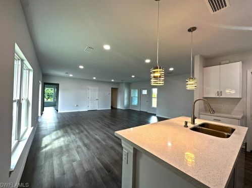 1406 Ford Cir, Lehigh Acres, FL 33936-1114