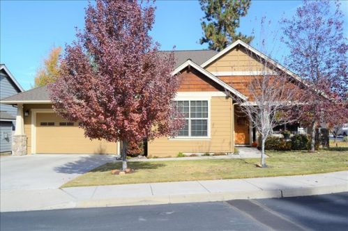 19532 Pond Mdw Ave, Bend OR  97702-3324 exterior