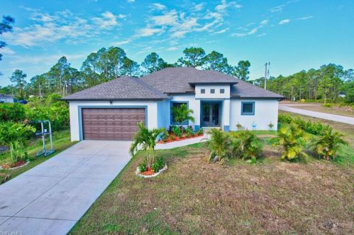 802 Worth Ave, Lehigh Acres, FL 33974-0573