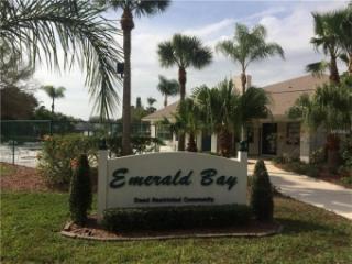 69 Emerald Bay Dr, Oldsmar FL  34677-5002 exterior