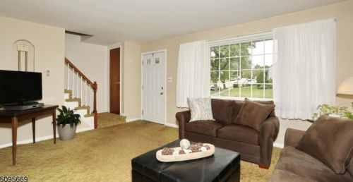 77 Bryant Ave, Bloomfield NJ  07003-5403 exterior