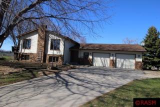 101 Chatsworth Dr, Mankato MN  56001-5871 exterior