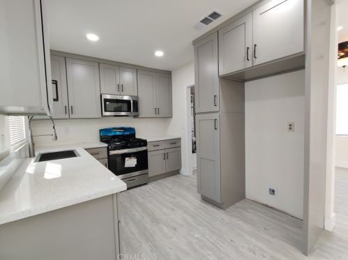 12501 Janet Ln, Garden Grove CA  92840-5633 exterior