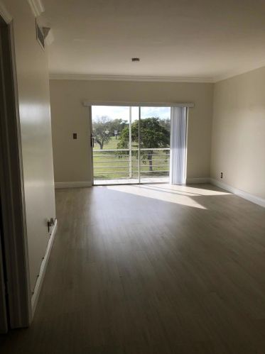 5601 2nd Ave, Boca Raton, FL 33487-3835