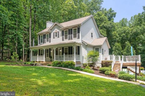 10105 Livingston Dr, Spotsylvania, VA 22551-3401