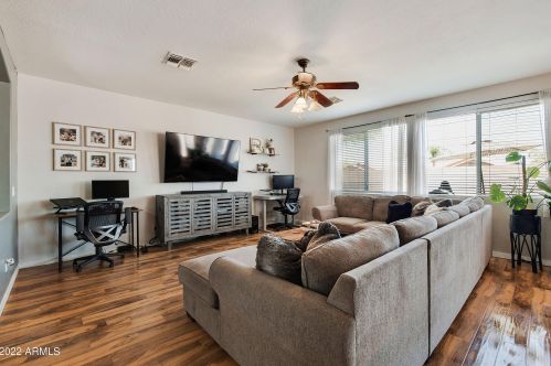 3892 Sinova Ave, Gilbert, AZ 85297-9398