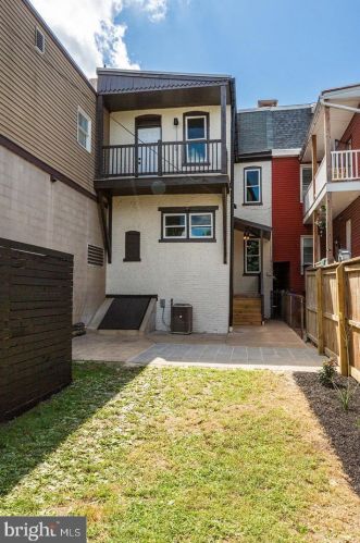 237 Lime St, Lancaster PA  17602-2748 exterior