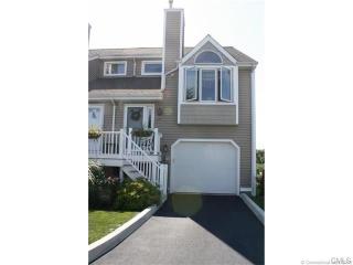 100 Sandpiper Cres, Milford CT  06460-7960 exterior