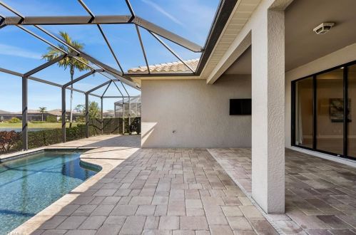 3688 Canopy Cir, Naples FL  34120-0698 exterior