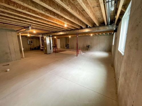 1372 Primrose Ln, Fond Du Lac WI  54935-1879 exterior