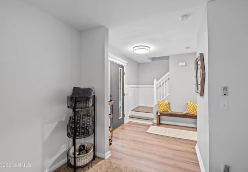 37 Royal Pines Blvd, Beaufort SC  29907-1921 exterior