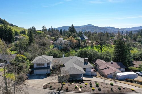 5244 Beaumont Way, Santa Rosa, CA 95409-2812