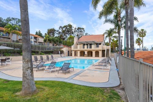 2336 Hosp Way, Carlsbad CA  92008-1224 exterior