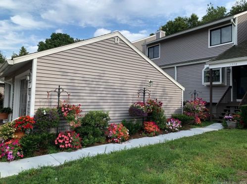 1308 Mill Pond Dr, Wapping, CT 06074-3551