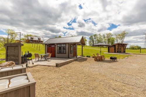 17978 Nashport Rd, Nashport OH  43830-4601 exterior