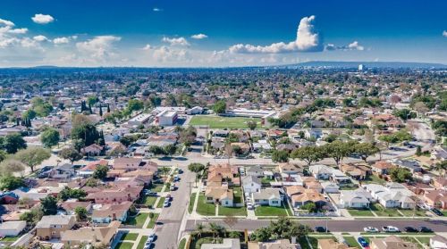 4050 Le Sage St, Lynwood, CA 90262-2825