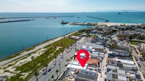 231 Seal Beach Blvd, Seal Beach CA  90740-2633 exterior