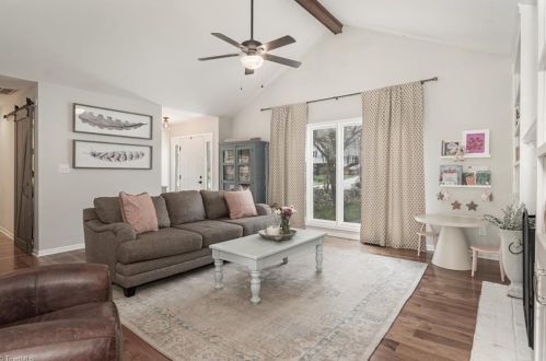 2704 Bardwell Rd, Greensboro NC  27410-8259 exterior