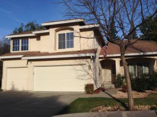 5659 Ambassador Dr, Rocklin, CA 95677-4419