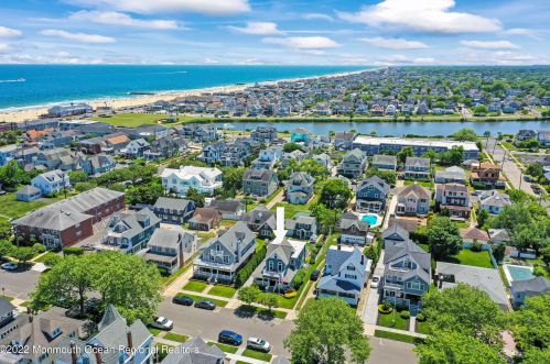 211 Ave, Belmar NJ 07719-2014 exterior