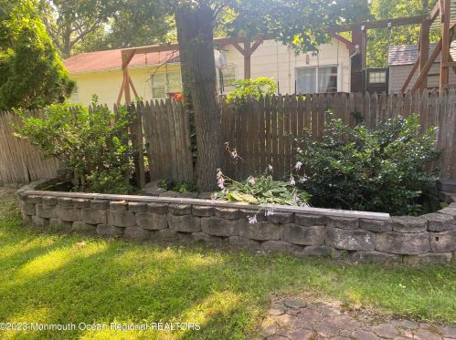 999 Morris Ave, Lakewood NJ  08701-5543 exterior