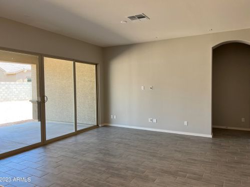 15986 Electra Ln, Sun City AZ 85387 exterior