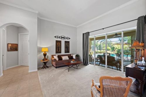 19801 Wetherby Ln, Lutz FL  33549-9329 exterior