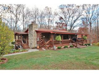 6372 Mallard Dr, Nineveh, IN 46164-9572